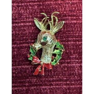 Vintage Reindeer Christmas Brooch Pin Green Holly Berry Gold Tone Gerrys